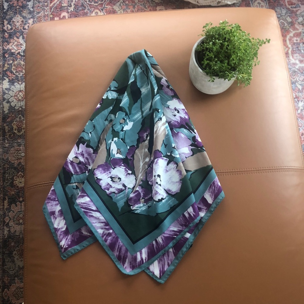 30x30 vintage G. Guccini scarf